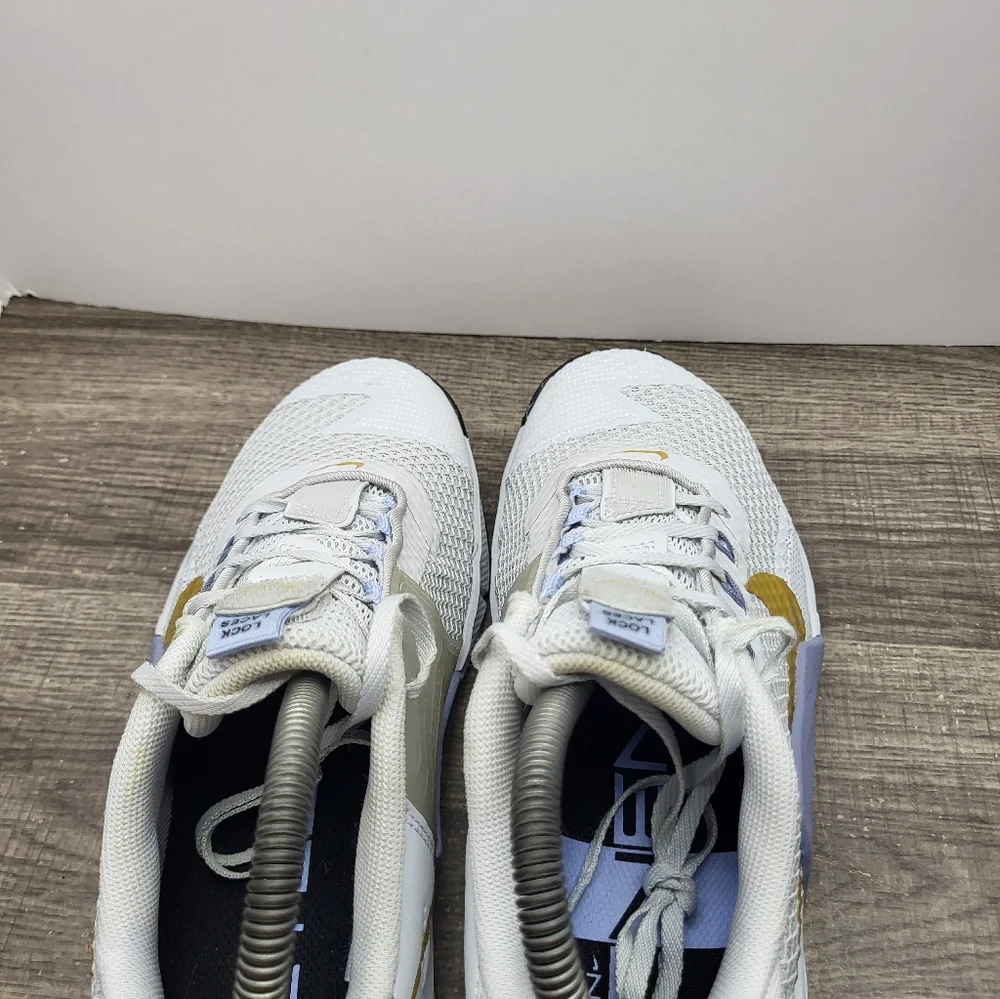 Nike Metcon 7 Pure Platinum Metallic Gold Coin CZ8280-049 Women's Size 9